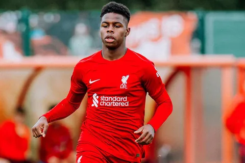 Keyrol Figueroa preocupa en el Liverpool en medio de pedidos para que juegue con  Honduras