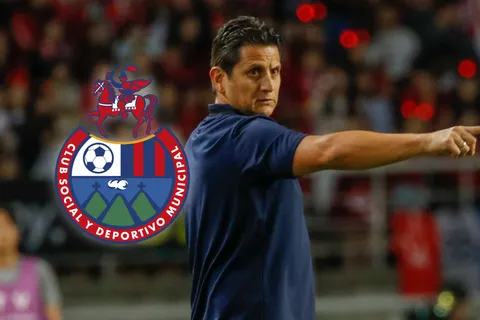 Tensión en Comunicaciones: Ronald González tomaría una decisión para el Clásico que no le gustará a la afición