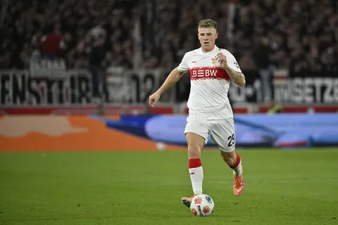 Real Madrid sigue de cerca a Finn Jeltsch, pero no hay oferta formal por el central alemán