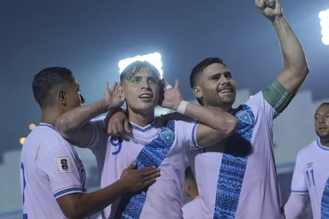 Guatemala propina goleada de escándalo a Dominica