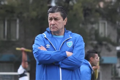 luis fernando tena-seleccion de guatemala-