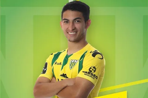 Jonathan Rubio es nombrado MVP de la temporada en Tondela