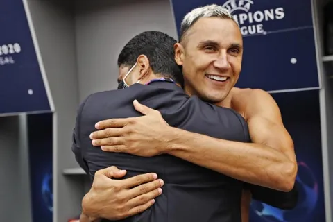 El presidente del PSG Nasser Al-Khelaïfi, elogió a Keylor Navas luego de poder renovarlo hasta 2024