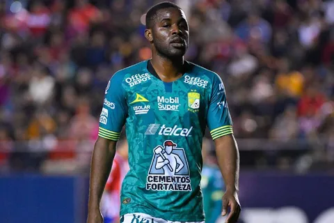 Joel Campbell "silenció" a periodista mexicano tras clasificar a la final de Concachampions