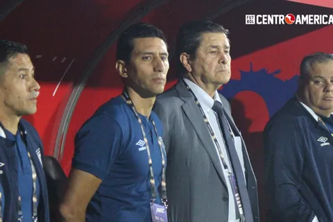 "Me esfuerzo para ser titular": Figura de Guatemala lanza dardo a Luis Fernando Tena tras no recibir la participación que esperaba en la Eliminatoria