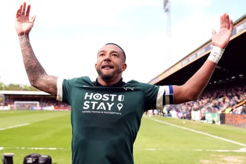 Nathaniel Méndez-Laing recibe importante nominación en el futbol de Inglaterra