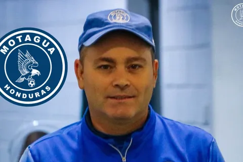 Javier López estalla en conferencia de prensa por rumores que lo ponen fuera de Motagua: "Me parece increíble"