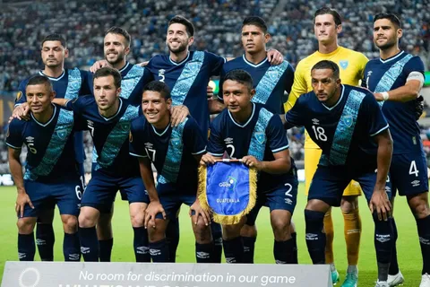 Luis Fernando Tena convocó a los primeros jugadores de Guatemala para la Eliminatoria Mundialista de Concacaf