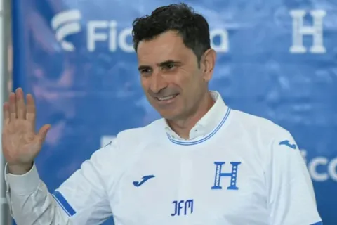 "Una pena": se confirma la primera baja de Honduras para el debut de José Francisco Molina ante Perú