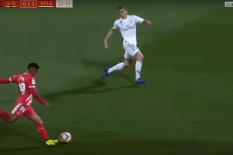 Gran centro de Lozano y reacción de Keylor