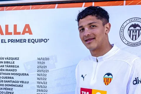 Warren Madrigal hizo un gran anuncio.