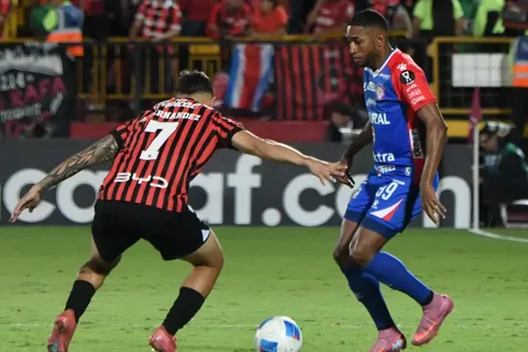 Alajuelense y Xelajú empataron 1-1: goles y resumen de la final de ida de la Copa Centroamericana 2025