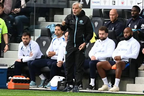 “No me dejaré influir”: Bruno Genesio denuncia un presunto “lobbying” alrededor de los jóvenes del OM