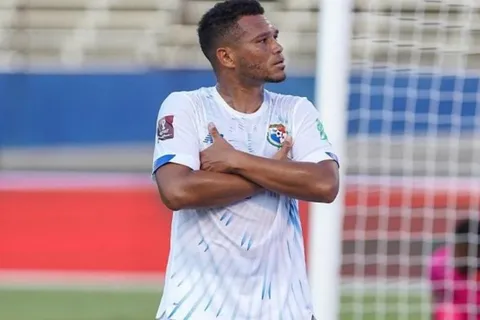 Rolando Blackburn: "Hemos hecho del Rommel Fernández un fortín"