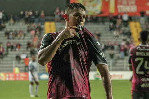 Oscar Duarte habló en el regreso al Saprissa.
