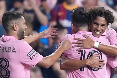 Junto a Lionel Messi y Luis Suárez: el enorme gesto de David Ruiz en Inter Miami