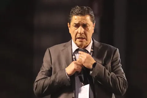 ¿Conformismo?: Luis Fernando Tena no vio del todo malo la derrota de Guatemala vs Jamaica