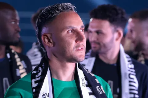 Keylor Navas formó parte del comunicado de PSG. (Foto: Getty Images)