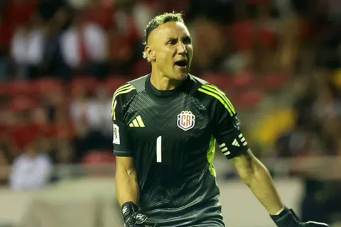 Keylor Navas quedó muy molesto con el empate ante Haití. (Foto: Fedefútbol)