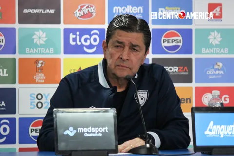Todo listo: El respaldo que tiene Luis Fernando Tena para extender su contrato con la Selección de Guatemala