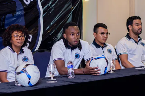 Alberth Elis fundó su propio equipo en el fútbol hondureño