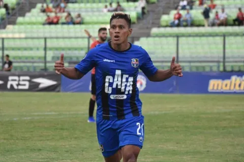 Bryan Moya festejó su convocatoria con gol en el Zulia