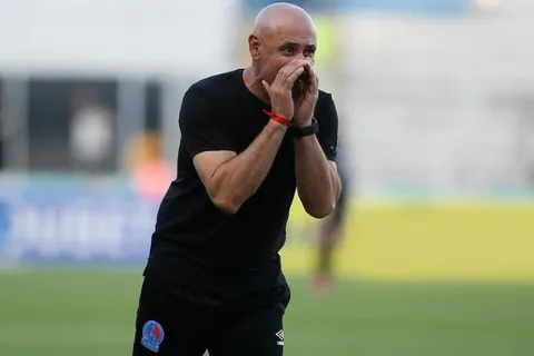 Eduardo Espinel responde a Anthony Porras tras la eliminación de Olimpia: “Yo no soy ningún fracasado”