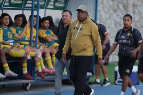 La decisión de Hernán Medford que provoca una crisis a equipo de Guatemala