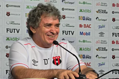 Óscar Ramírez logra importante continuidad.