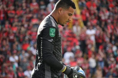 "La llegada de Alvarado sería un mal negocio para Saprissa" dice ex capitán morado [VIDEO]
