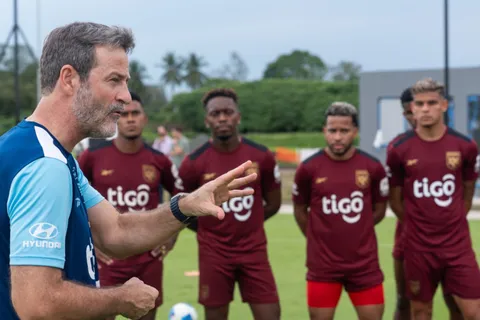 El Salvador y Guatemala en alerta: Thomas Christiansen y Panamá reciben noticia que les daría una ventaja ante Surinam