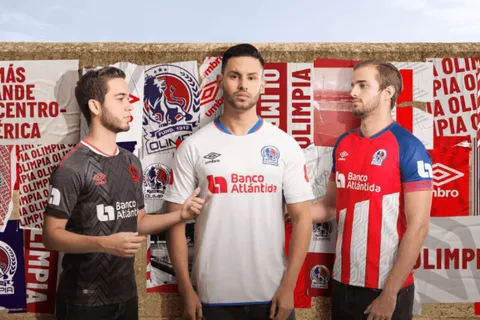 Olimpia presentó su nueva indumentaria