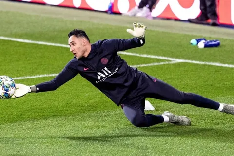 La asombrosa atajada de Keylor Navas que sorprendió a sus compañeros [VIDEO]
