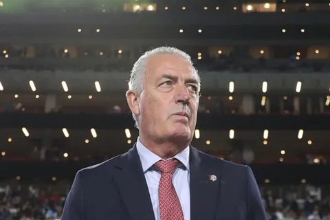 Gustavo Alfaro prepara el método anti Vinicius de una manera muy especial