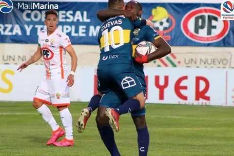 Gol de Cecilio Waterman en el empate de Everton de Viña del Mar [VIDEO]