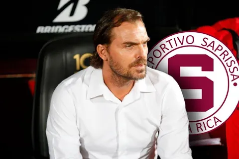 Andrés Carevic le deja una puerta abierta al Saprissa