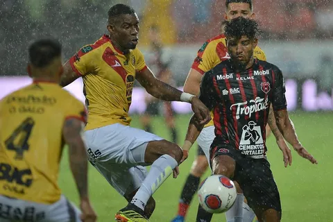 Alajuelense vs. Herediano sigue el Minuto a Minuto EN VIVO por Futbol Centroamérica