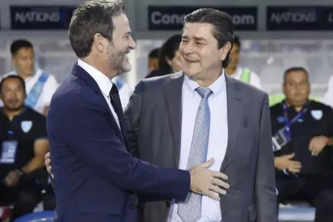 Thomas Christiansen lo consigue: mientras Luis Fernando Tena sufre un revés, Panamá confirma la noticia que pone en alerta a Guatemala