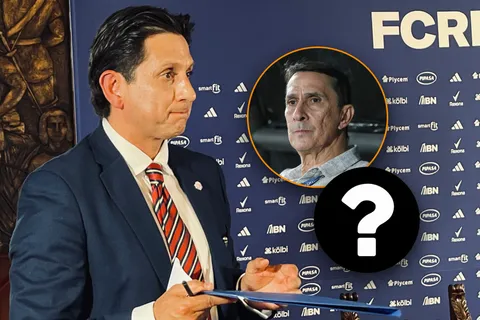 Guimaraes no es el único: Ronald González negocia con otros dos candidatos fuertes para dirigir a La Sele