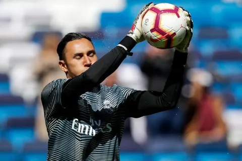 Por qué Keylor iniciaría mal la temporada con Real Madrid, si se queda allí