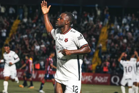 Alajuelense terminó con el invicto de un año que tenía Cartaginés en el Fello Meza