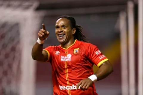 Jonathan McDonald podría irse de Herediano para el Torneo Apertura 2021