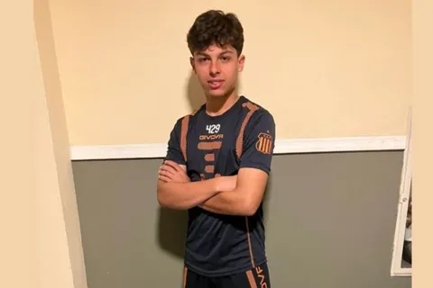 René Fuentes juega en Talleres de Argentina. (Foto: Diario El Salvador)