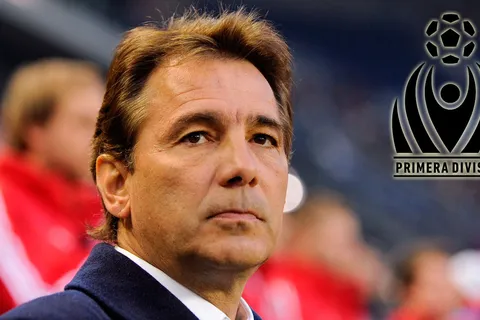 Carlos de los Cobos criticó la Liga Mayor de El Salvador: "Es relativamente pobre"