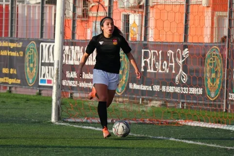 Ana Lucía Martínez anota otro doblete en Italia