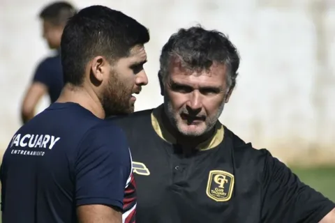 José Pinto tiene nuevo técnico en Paraguay