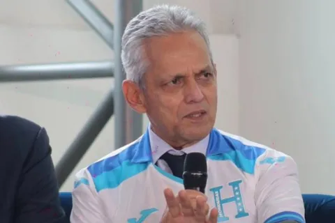 Reinaldo Rueda afirma que dirigir a la Selección de Honduras es un desafío grande