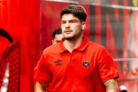 Por pedido de Machillo Ramírez: la decisión que Alajuelense tomará con el futuro de Elián Quesada para 2026