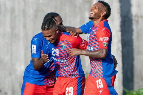 Panamá podría exportar a un jugador a un equipo histórico de España