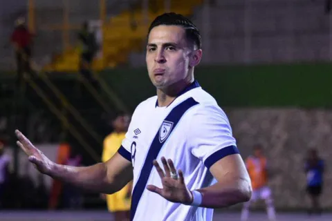 Rubio Rubín en la Selección de Guatemala.